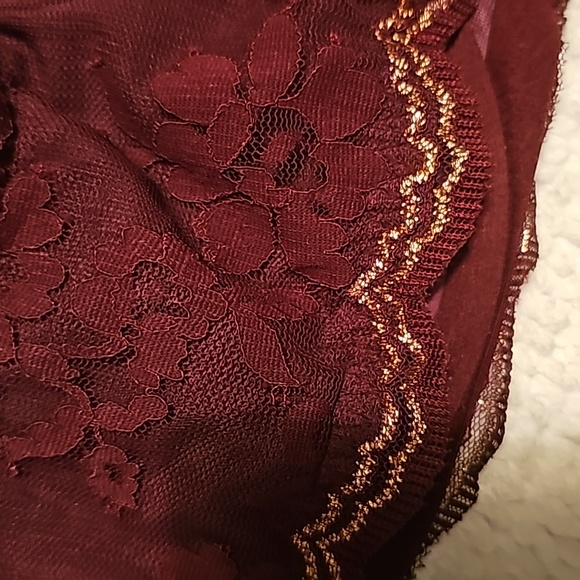NWOT Victoria Secret push-up without padding. Lace. - Picture 2 of 9